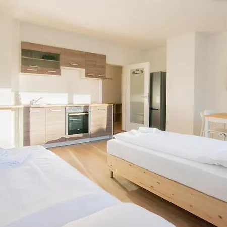 T&k - - 22 Min Messe Dus & Airport Dus *