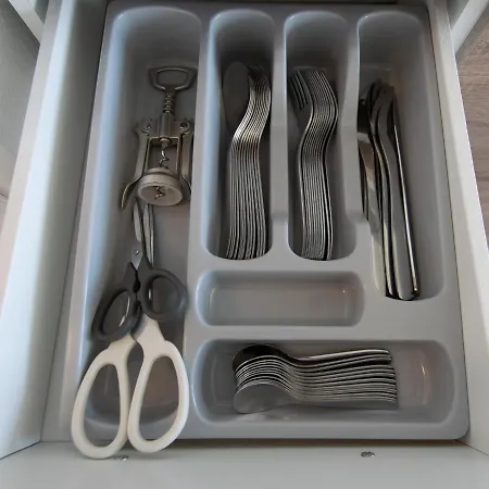 T&k - - 22 Min Messe Dus & Airport Dus Κρέφελντ