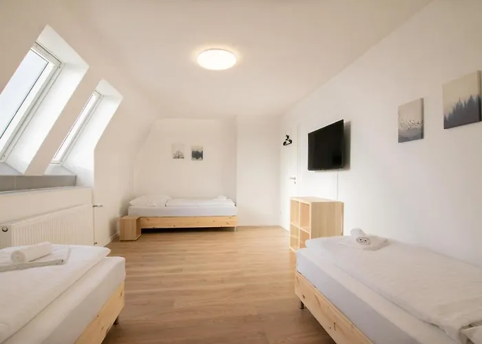 T&k - - 22 Min Messe Dus & Airport Dus Apartmán